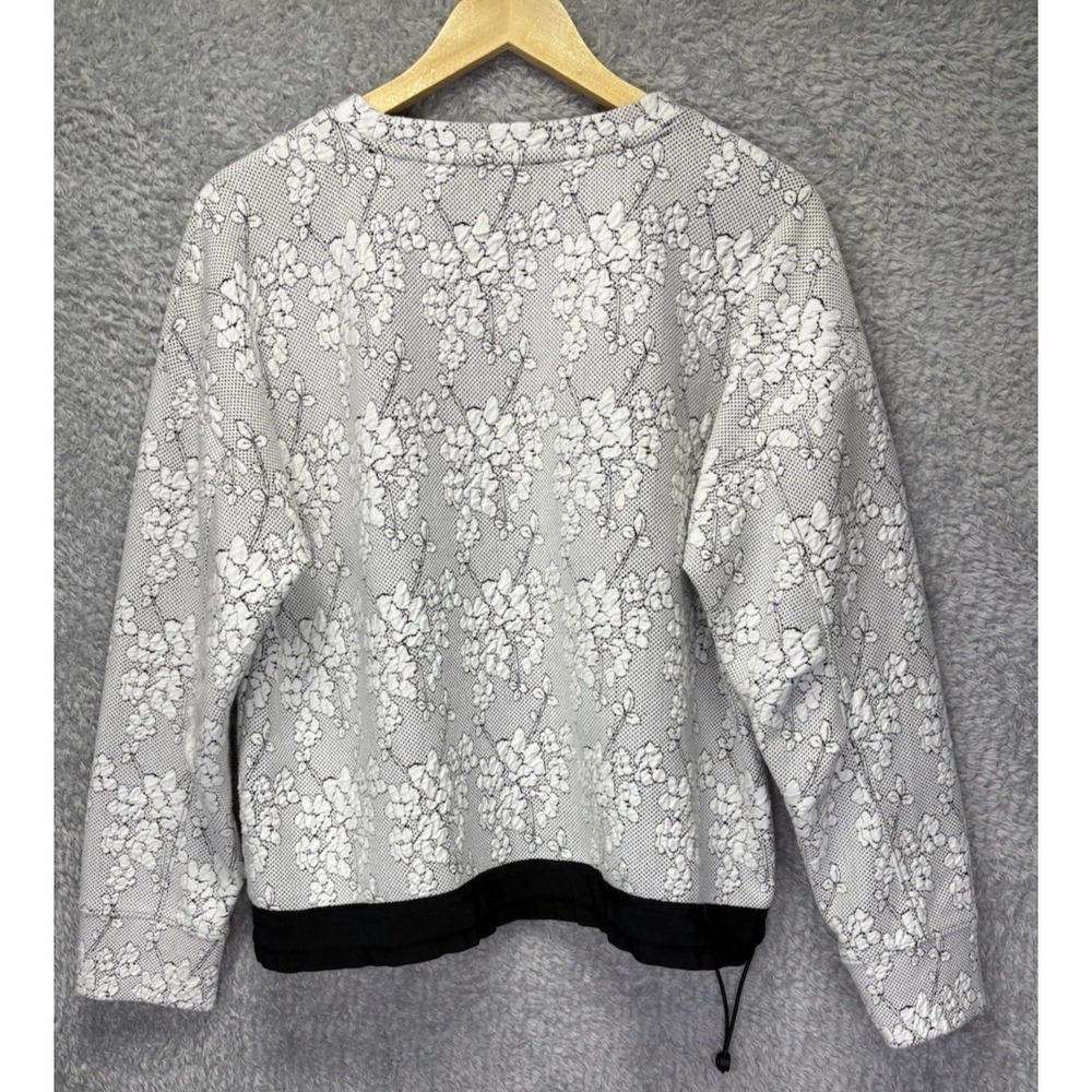 T by Talbots XL Jacquard Crewneck Pullover White Black Cherry Blossom Sweatshirt - Picture 2 of 9
